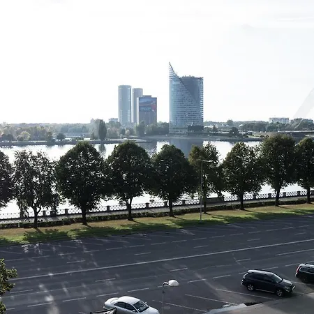 Daire Oldtown River-view 2room Riga